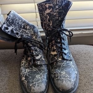 Vintage Dr Martens paint splatter 10 hole lace ups